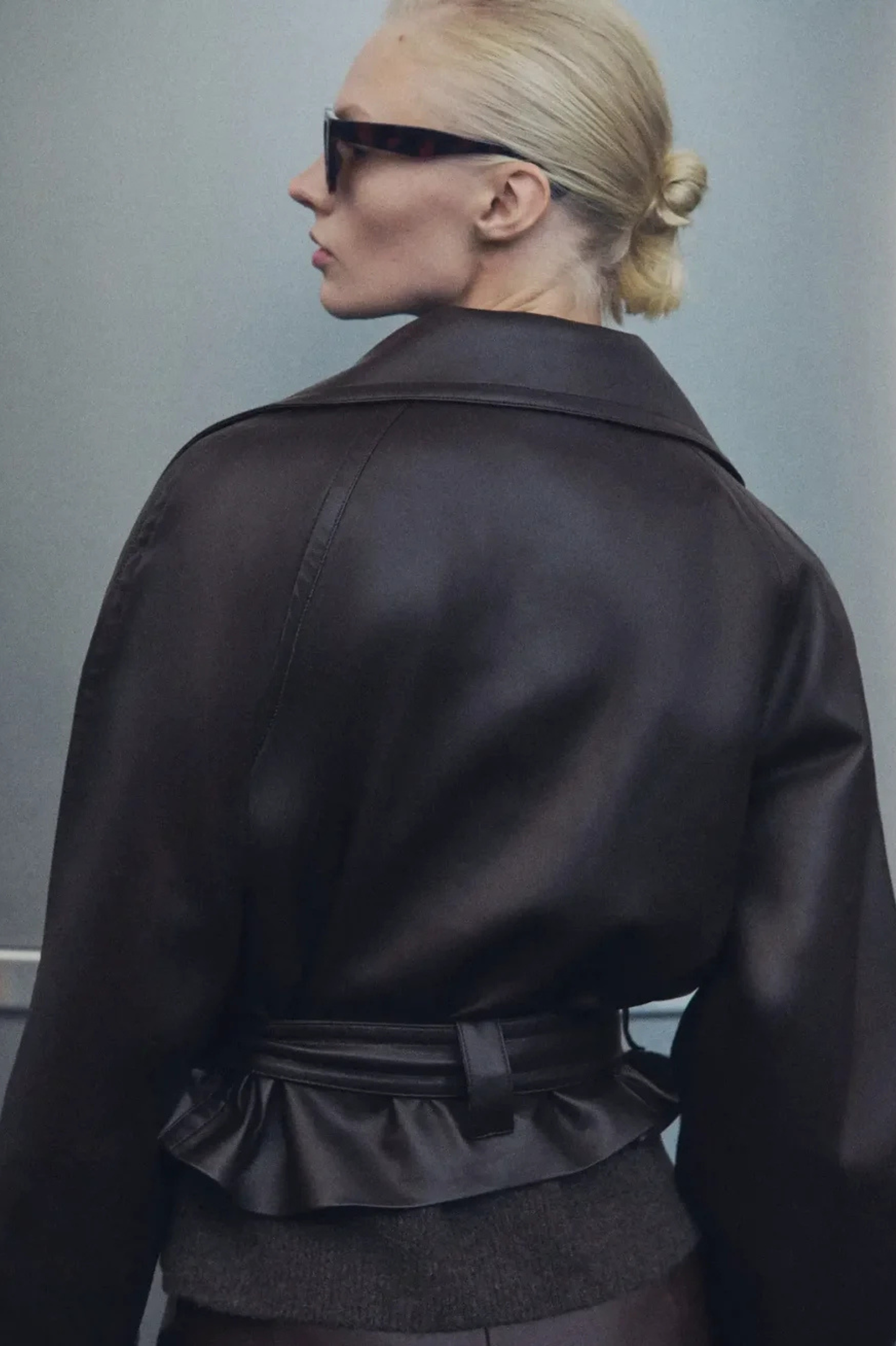 La Nera – Veste ceinturée en similicuir