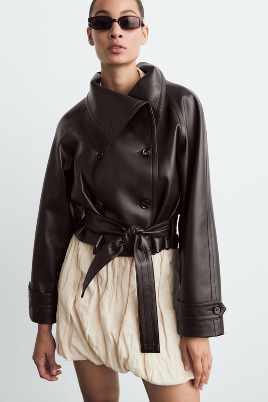 La Nera – Veste ceinturée en similicuir